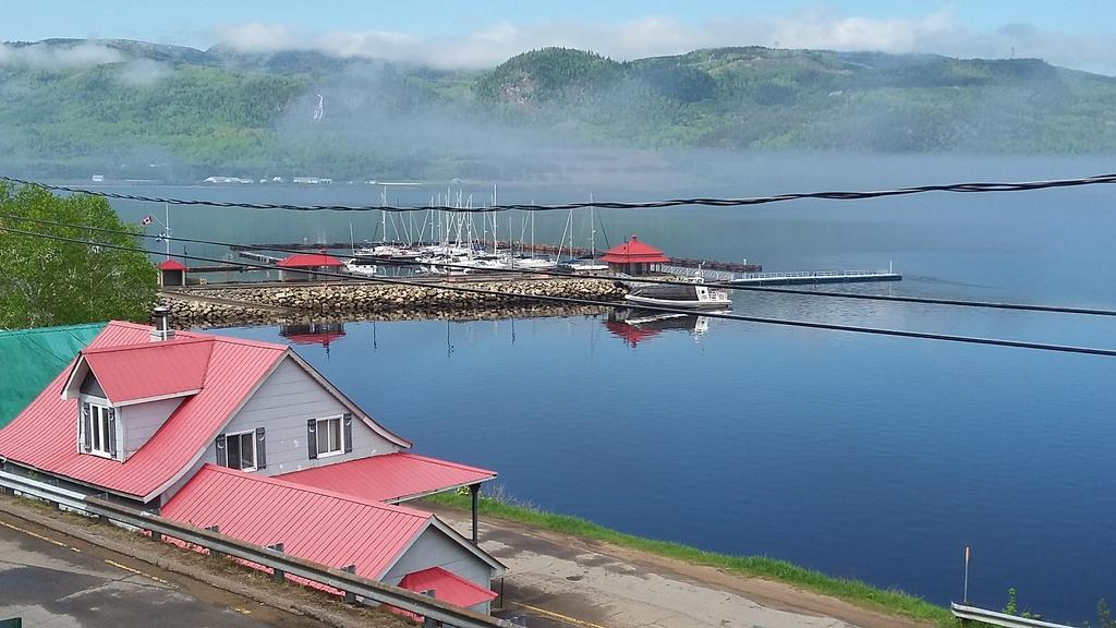 Apartement Mirador Du Fjord LʼAnse-Saint-Jean Exteriör bild