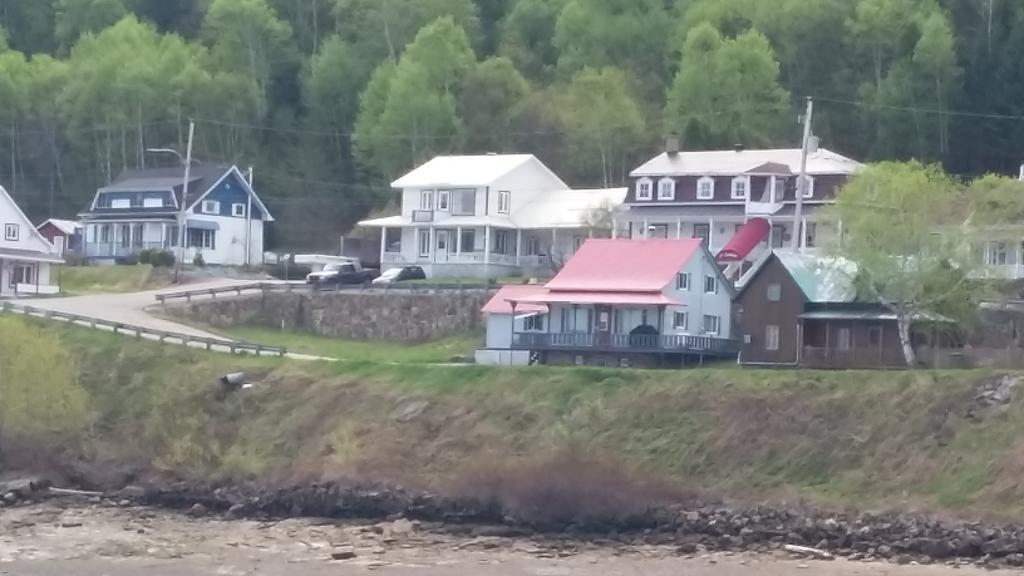 Apartement Mirador Du Fjord LʼAnse-Saint-Jean Exteriör bild