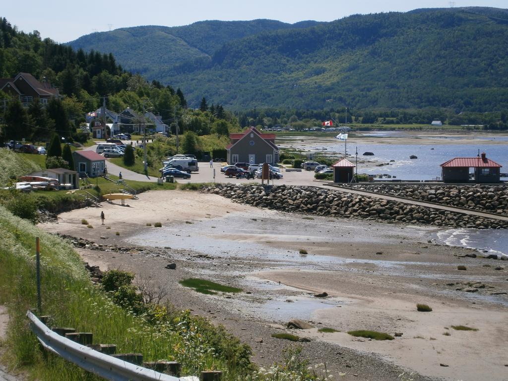 Apartement Mirador Du Fjord LʼAnse-Saint-Jean Exteriör bild